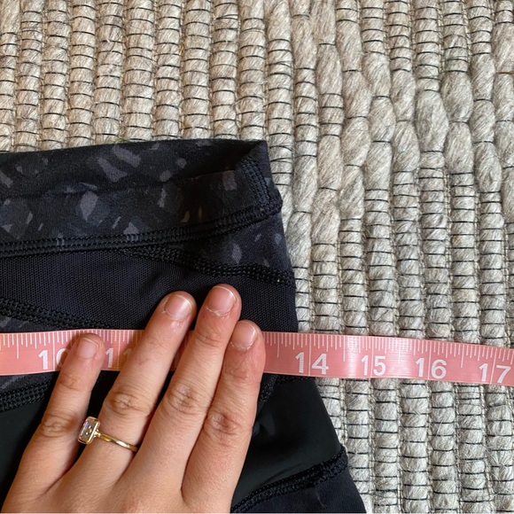 Lululemon Wunder Under Crop (Hi-Rise) *Full-On Luon - Picture 12 of 14